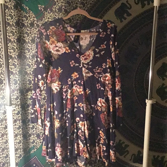 Floral dress - Picture 1 of 2